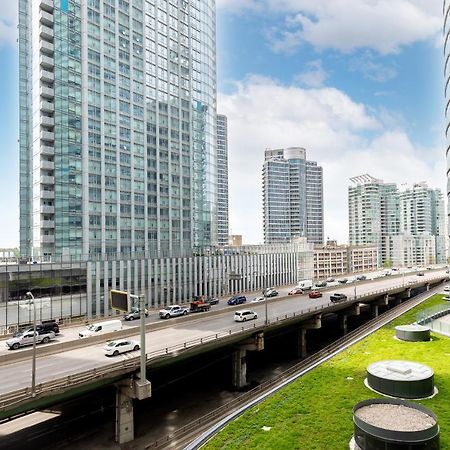 Downtown Toronto Condo Near Cn Tower, Mtcc, Rogers Center , Union Station Zewnętrze zdjęcie