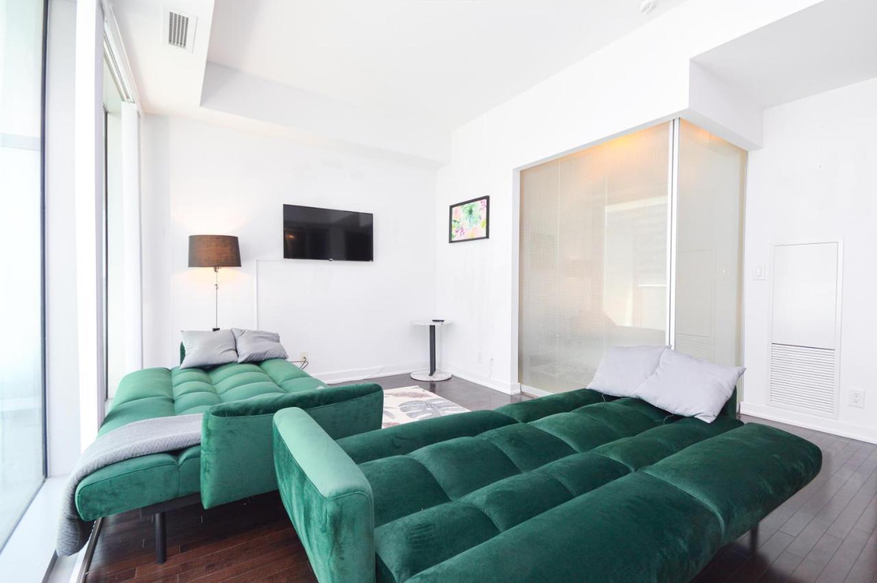 Downtown Toronto Condo Near Cn Tower, Mtcc, Rogers Center , Union Station Zewnętrze zdjęcie