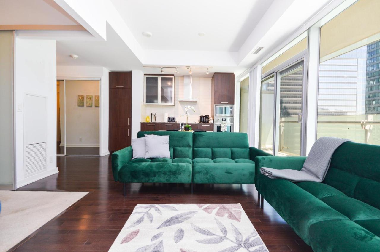 Downtown Toronto Condo Near Cn Tower, Mtcc, Rogers Center , Union Station Zewnętrze zdjęcie