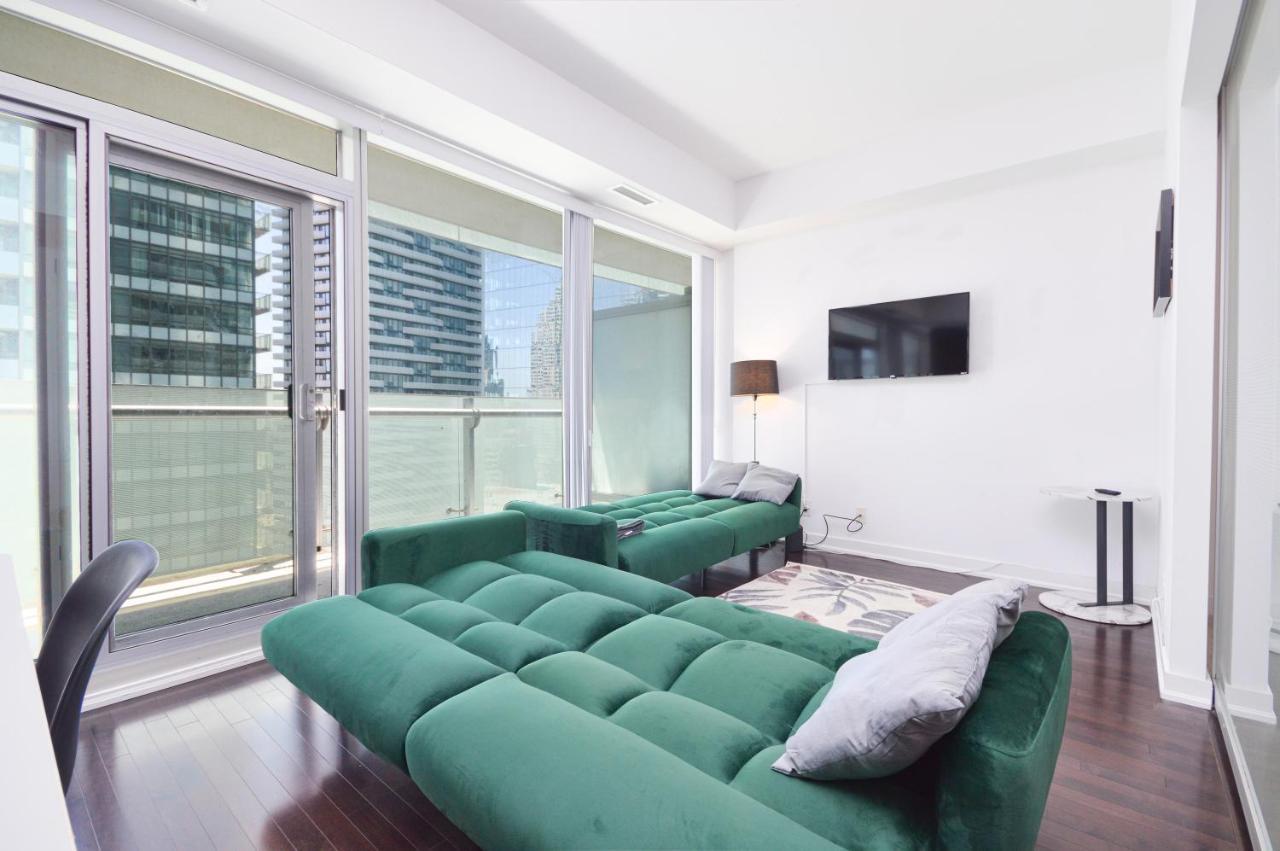 Downtown Toronto Condo Near Cn Tower, Mtcc, Rogers Center , Union Station Zewnętrze zdjęcie
