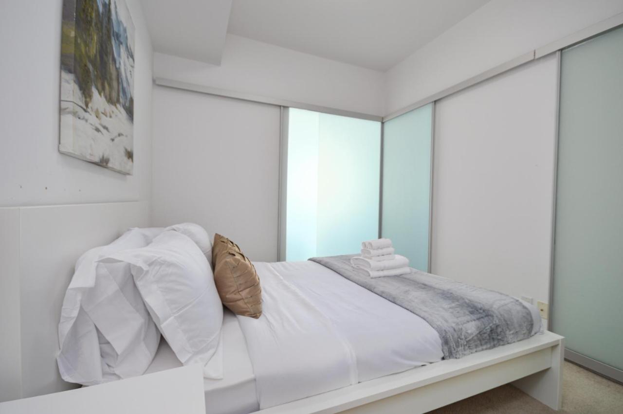 Downtown Toronto Condo Near Cn Tower, Mtcc, Rogers Center , Union Station Zewnętrze zdjęcie