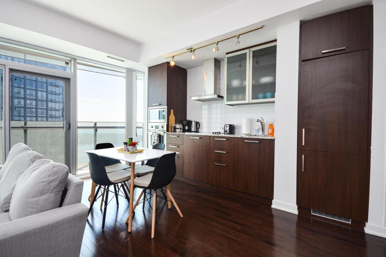 Downtown Toronto Condo Near Cn Tower, Mtcc, Rogers Center , Union Station Zewnętrze zdjęcie