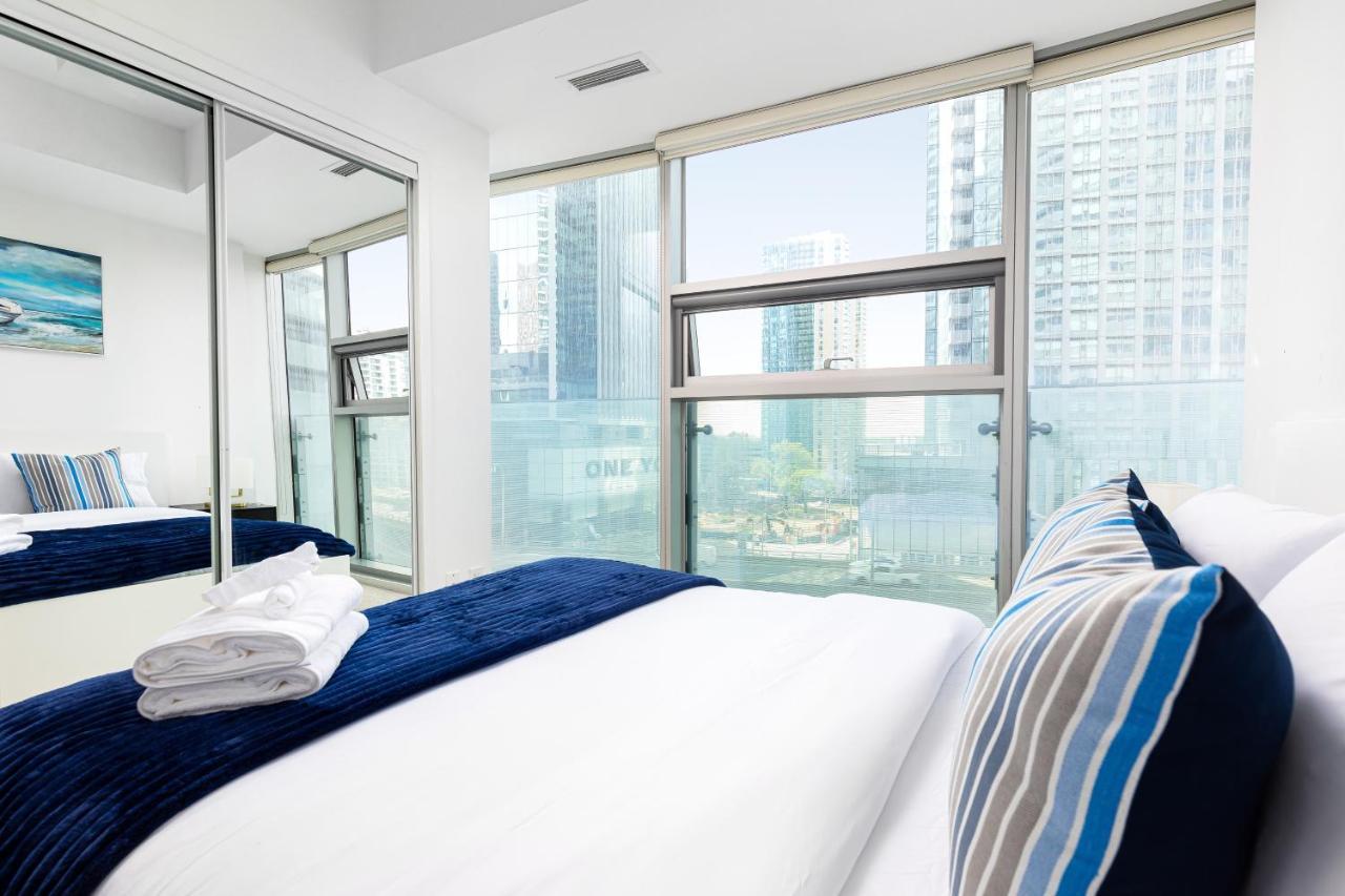 Downtown Toronto Condo Near Cn Tower, Mtcc, Rogers Center , Union Station Zewnętrze zdjęcie
