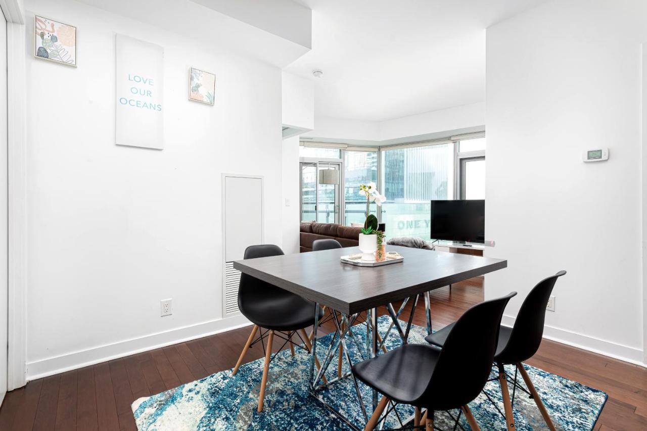 Downtown Toronto Condo Near Cn Tower, Mtcc, Rogers Center , Union Station Zewnętrze zdjęcie