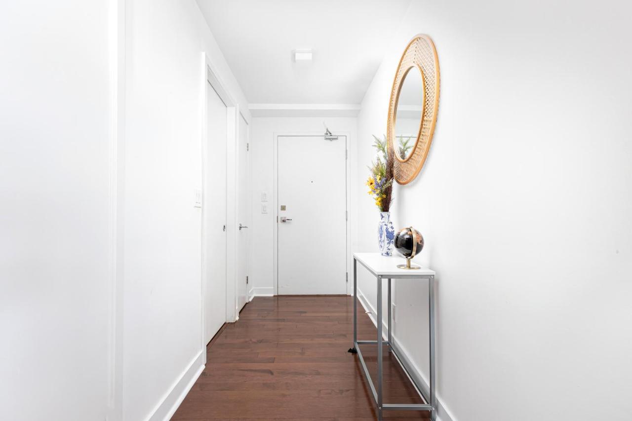 Downtown Toronto Condo Near Cn Tower, Mtcc, Rogers Center , Union Station Zewnętrze zdjęcie